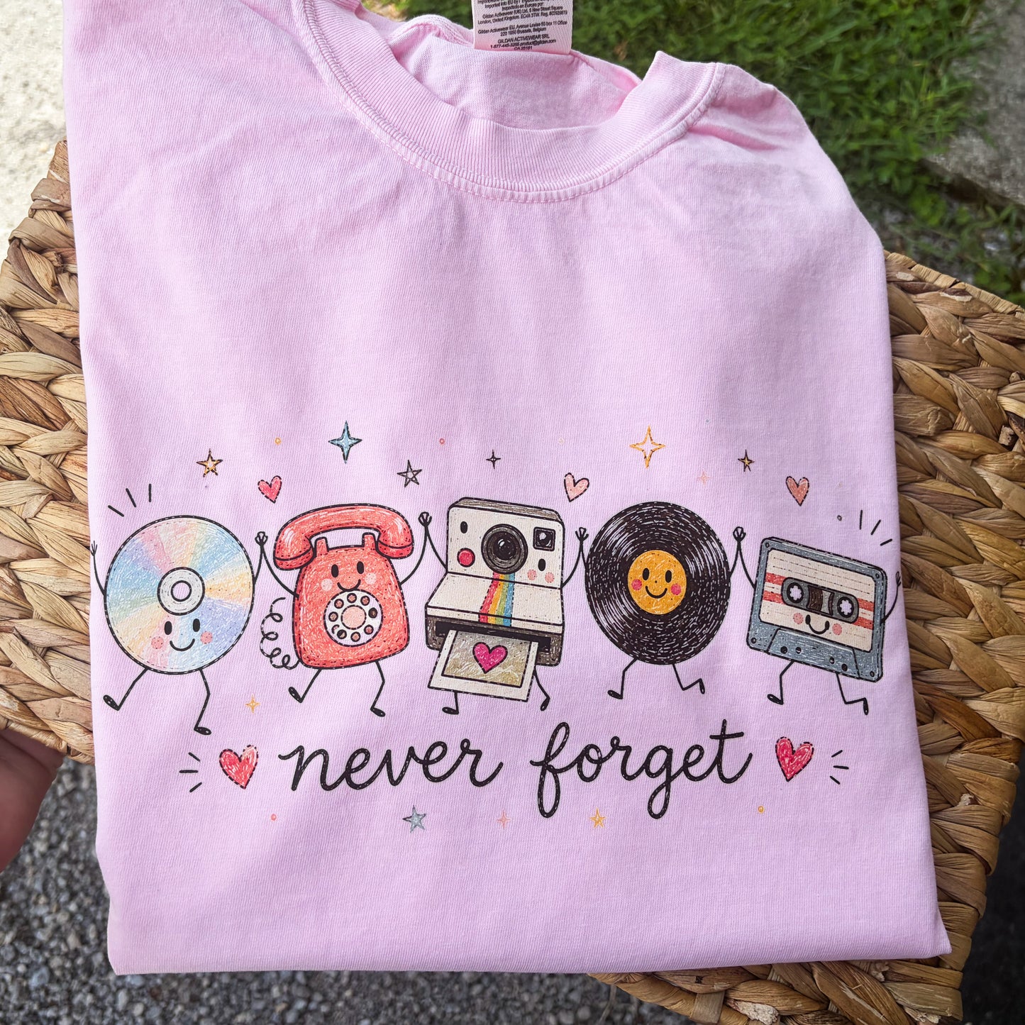 Never Forget- retro doodle