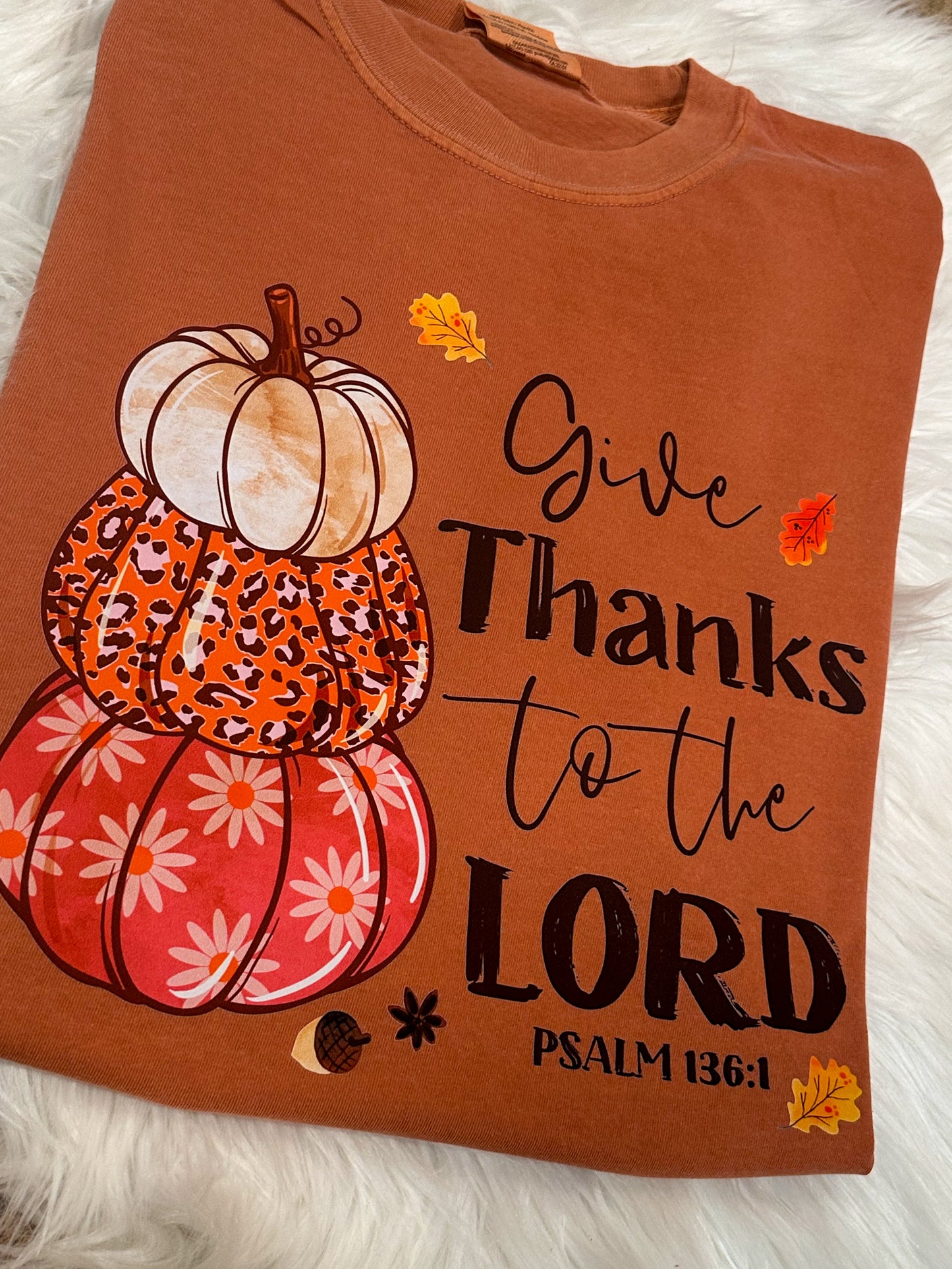 Give Thanks to the Lord pumpkins